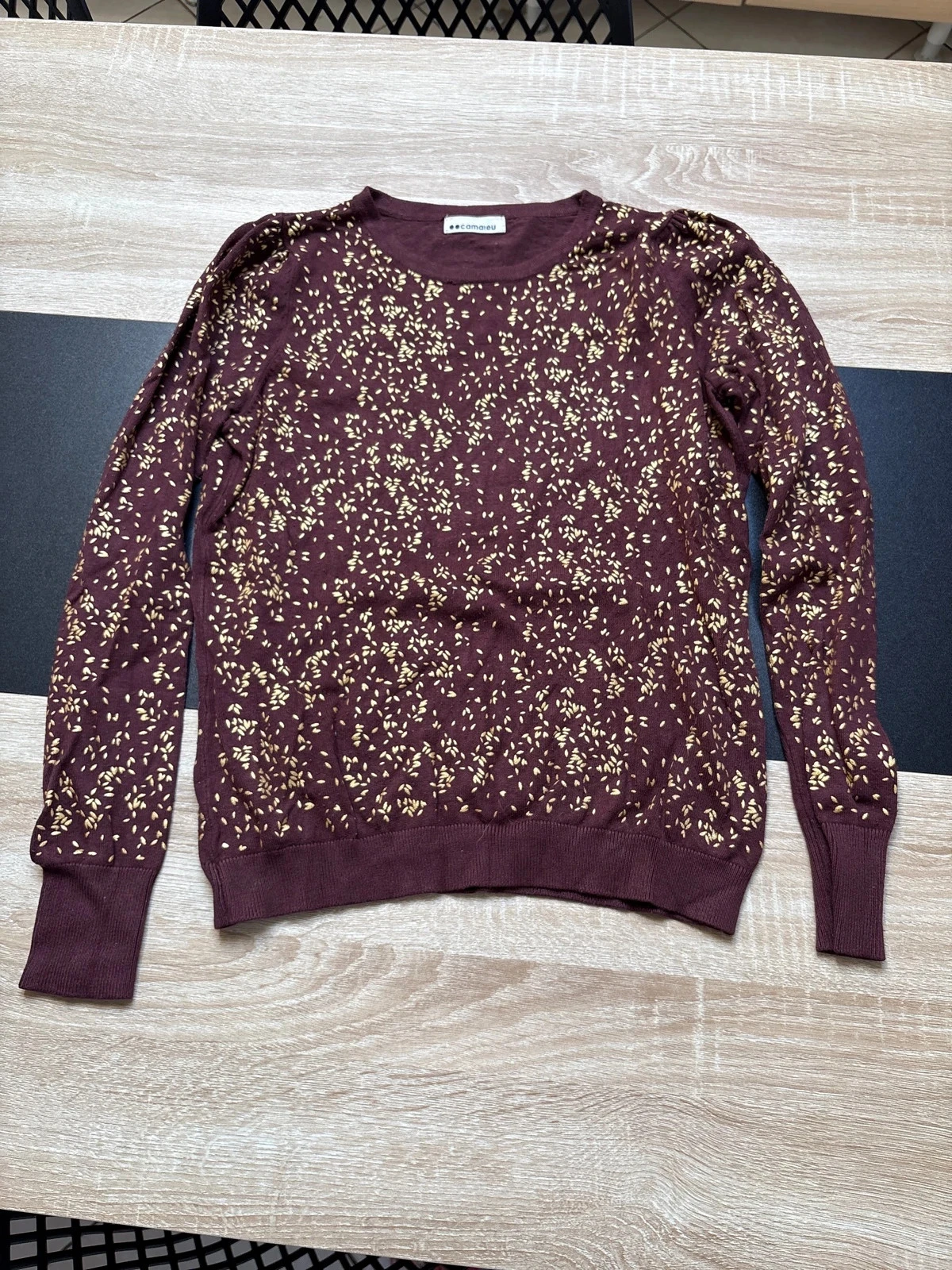 Pull léger détail dorée camaïeu taille S